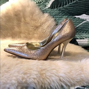 Guess Gold Glitter “Carrie Lee” Pumps
